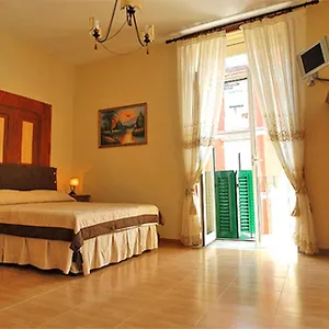 Domus Gemi 3* Nápoles